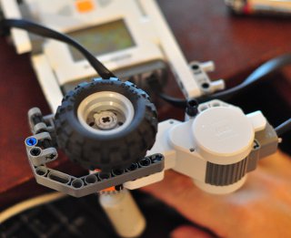 Lego NXT tire inspection