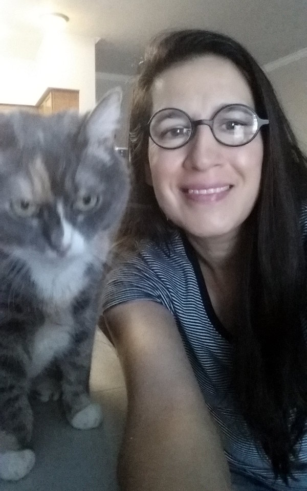 Lorena and Kiwi trying out my new glasses
